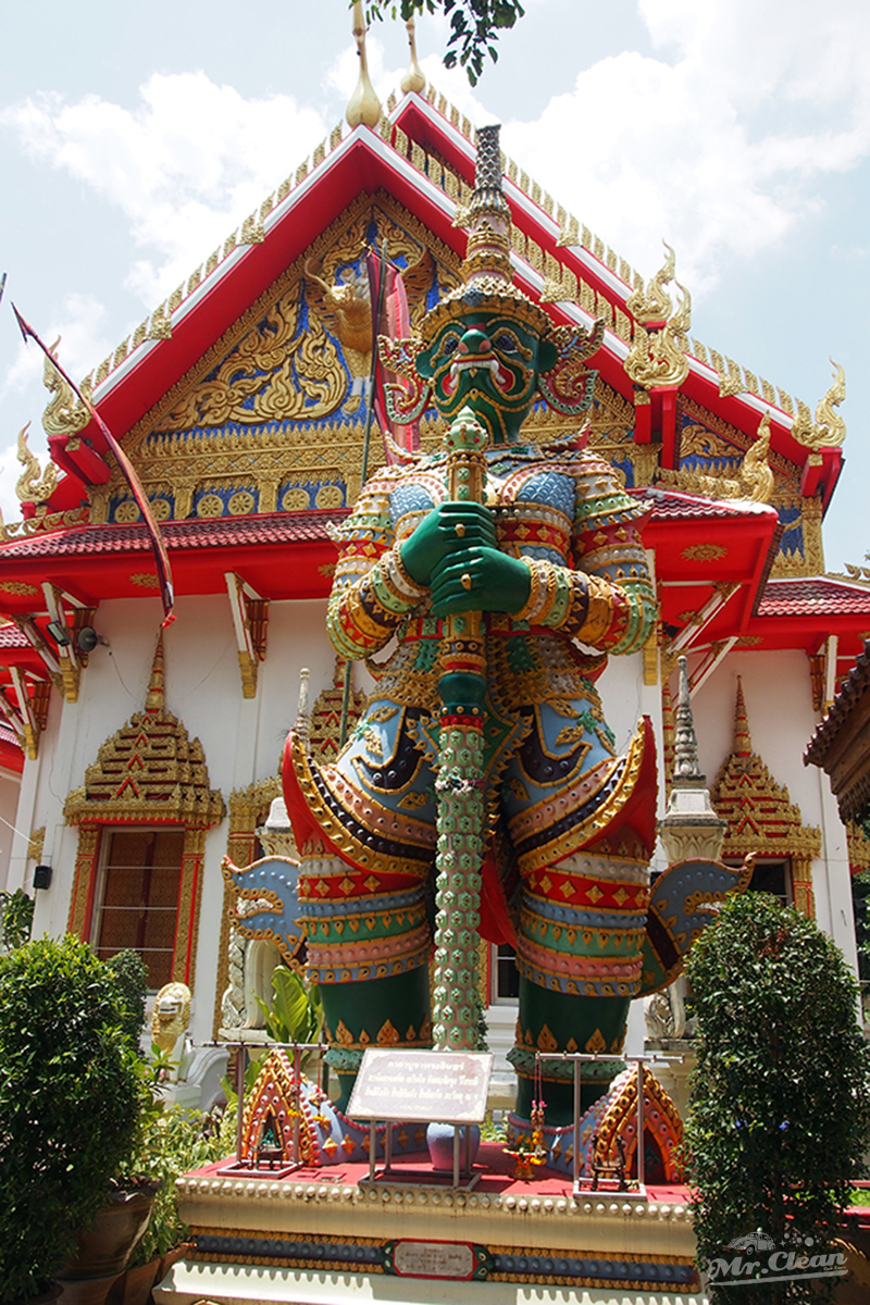 ท้าวสหัสนัยน์ ยักษ์หน้าประตุทางเข้า